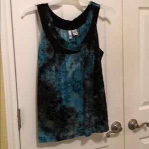 Beautiful Colors!  Velvet Details.